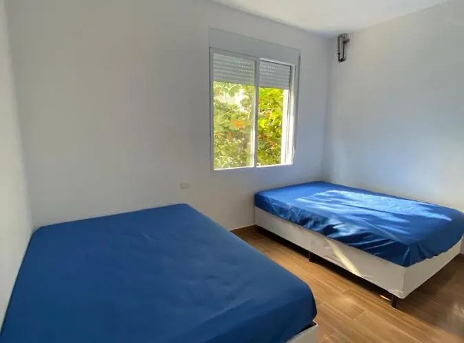 Apartamento Guaruja Pitangueiras 50 Metros Da Praia.